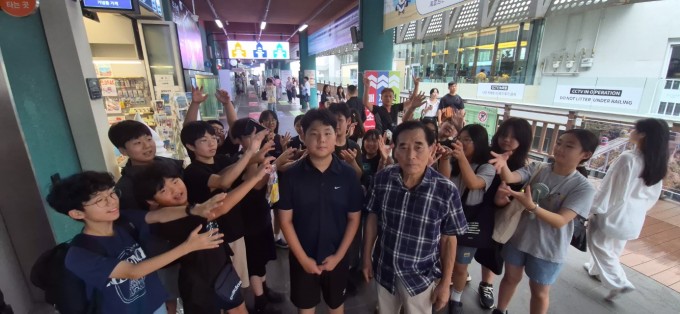 은동교 6학년 열매반-졸업학습여행(부산)-72223121261.jpg