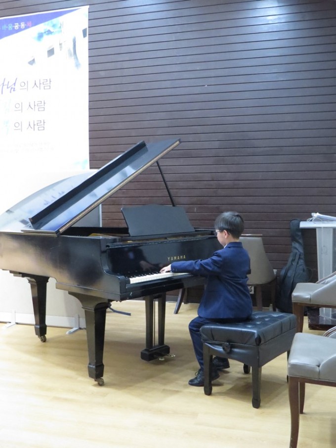 슬라이드3.JPG